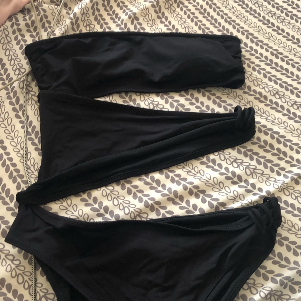 Strappy bathing suit